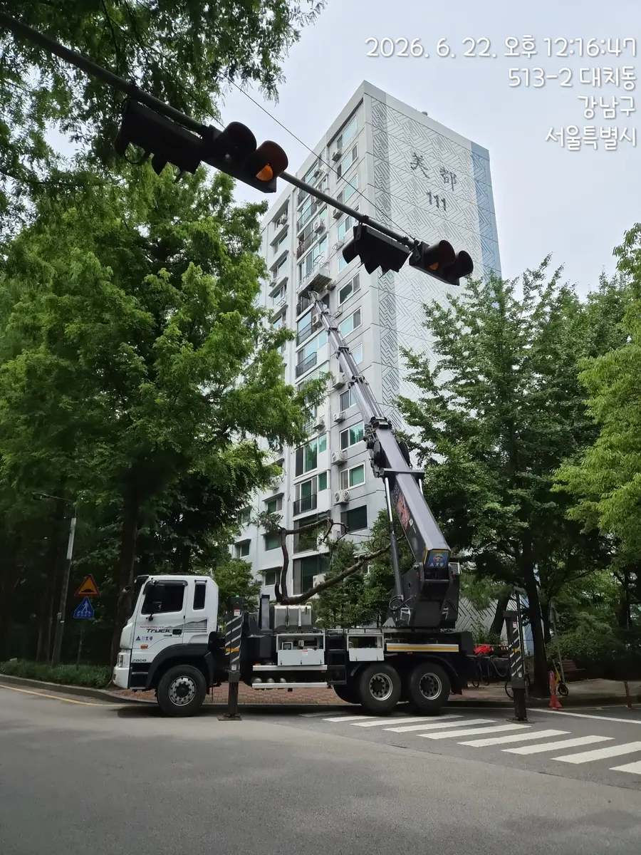 서울 강남구 대치동 스카이차 작업 현장 2026년 6월 22일 사진 1